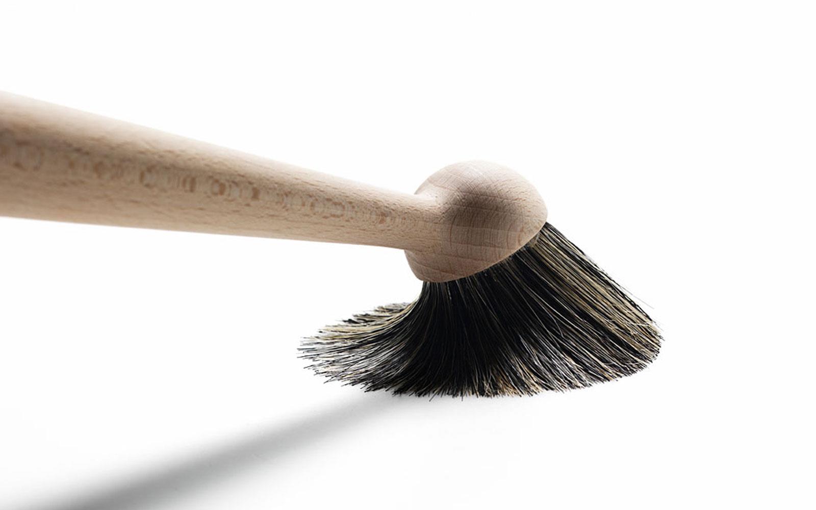 BECKEN mit Bürste